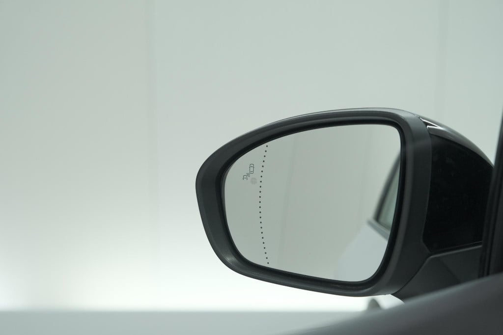 Renault Captur 1.6 e-tech plug-in hybrid 160 intens | trekhaak | camera | a