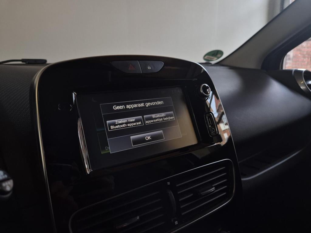 Renault Clio 0.9 tce limited / origineel nl / 1e eigenaar / dealeronderhoud