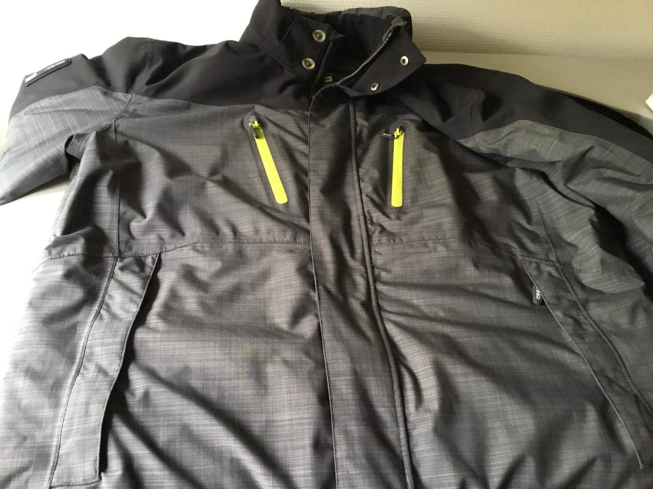 Ski- Jack.   Human Nature.  Maat XXL