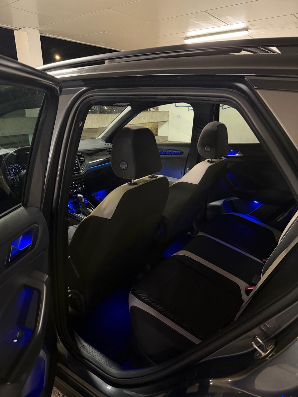 Volkswagen T-Roc R line 1.5 TSI 150pk 7-DSG 2019 Grijs