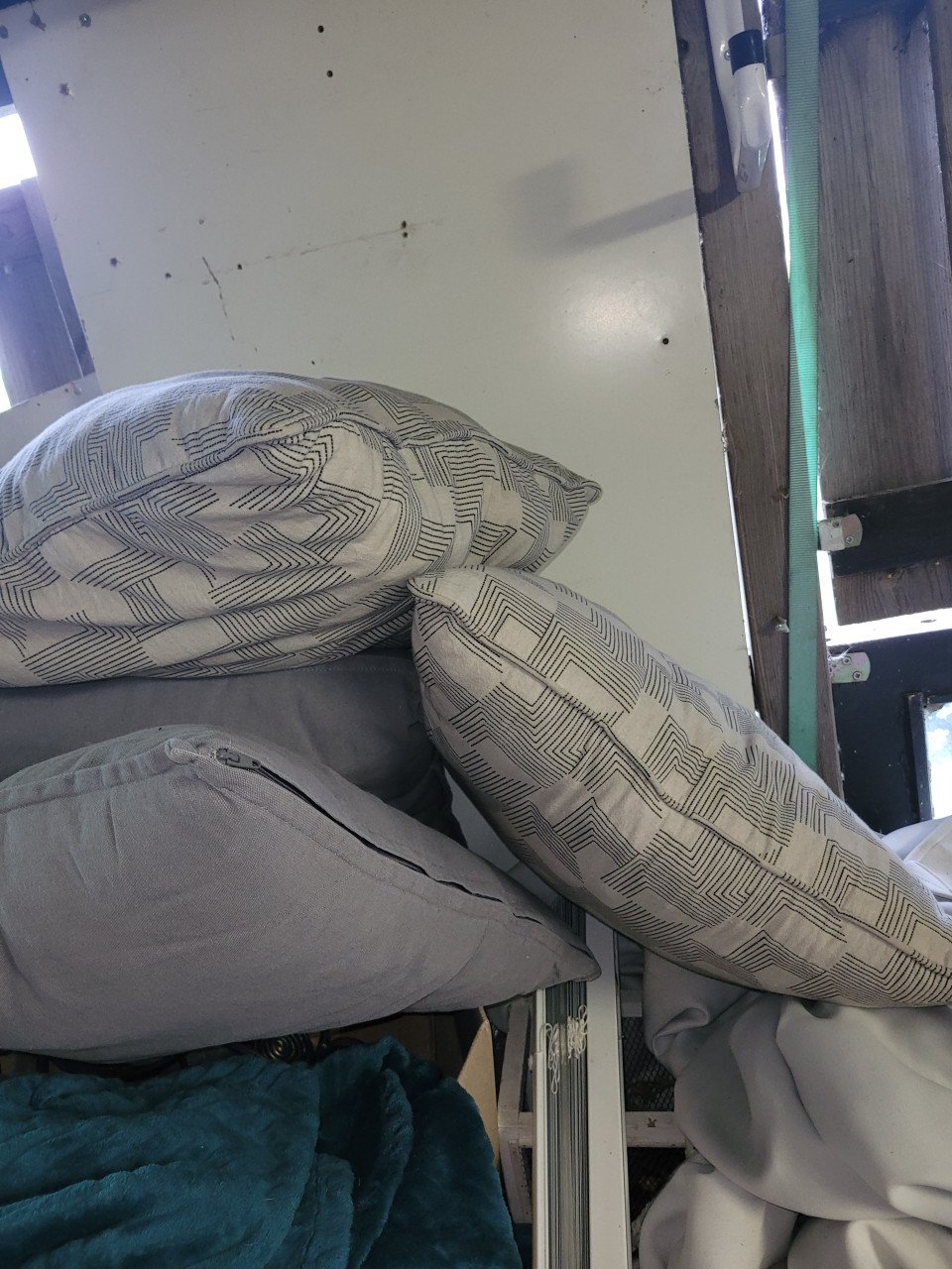 Rommelmarkt spullen.