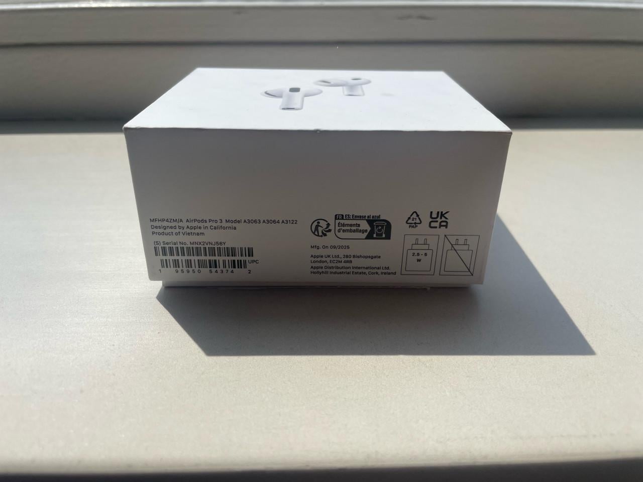 Airpods Pro 3 case en rechter oortje