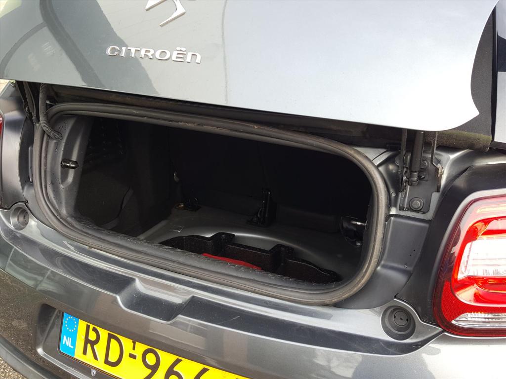 Citroen DS3 cabrio 1.2 vti 82pk so chic | cruise control | parkeersensoren 