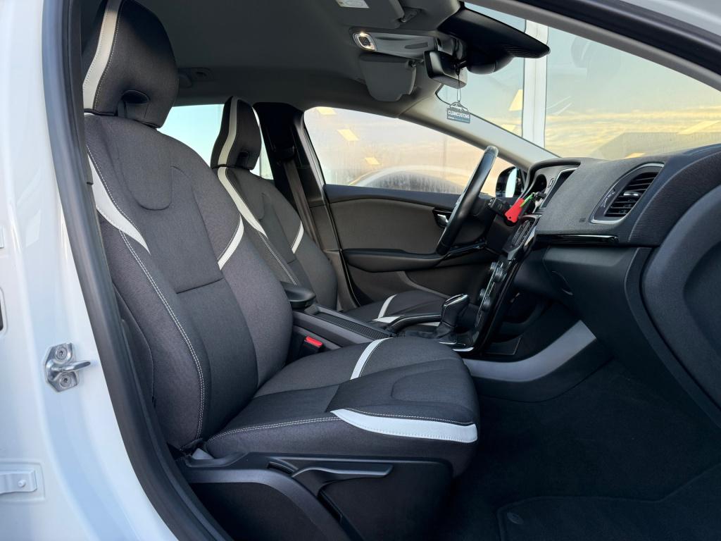 Volvo V40 1.5 t3 dynamic edition