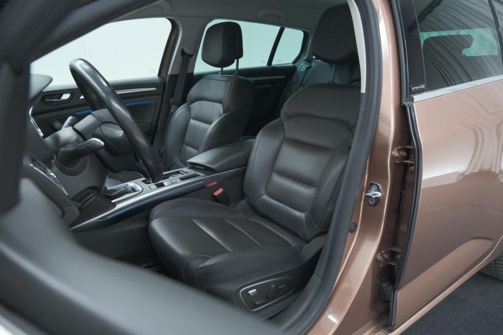 Renault Megane E-tech estate 1.6 plug-in hybrid 160 intens | stoelmassage |