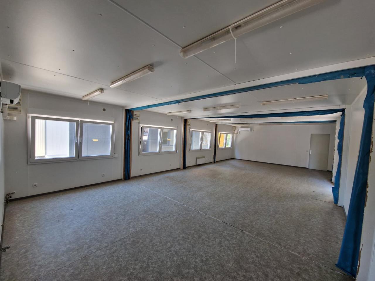 Kantoorgebouw 252m² | 14 modules | Beschikbaar