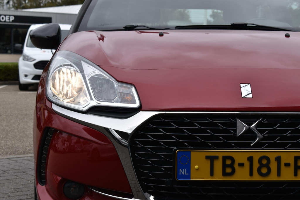 Ds Ds 3 1.2 puretech so chic | cruise control | climate control | navigatie