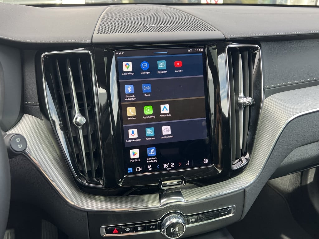 Volvo XC60 t6 398pk recharge ultra dark| panodak| 360camera| adap.cruise| t