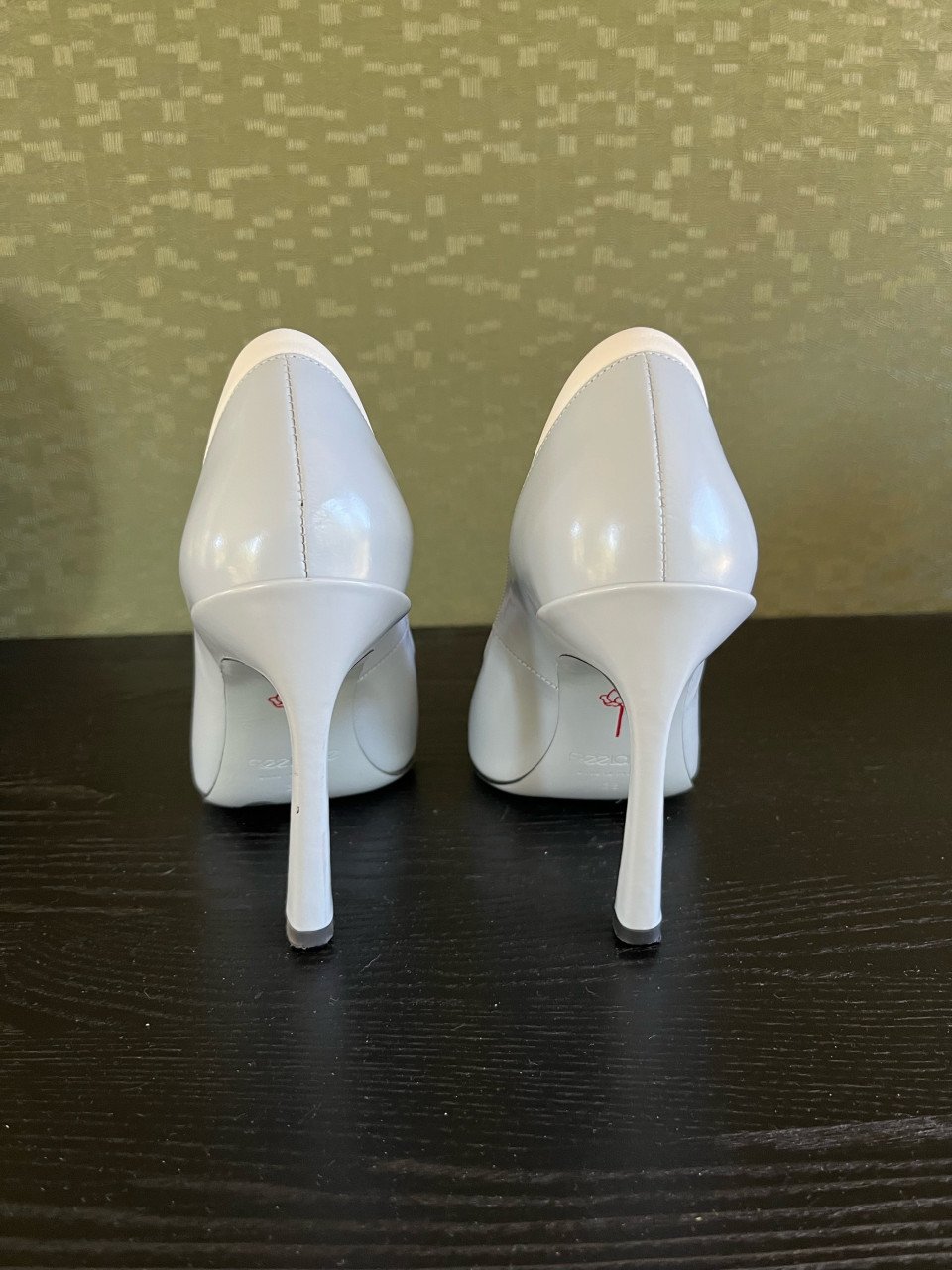 Lichtblauwe pump maat 38