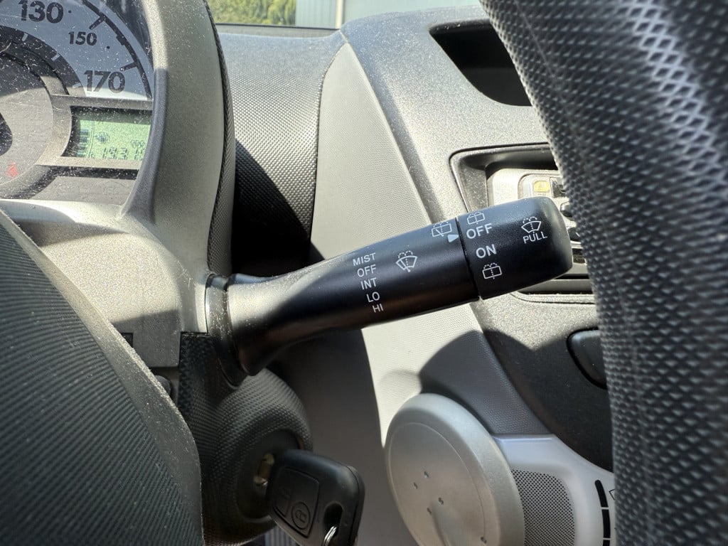 Peugeot 107 1.0-12v xs airco 3-drs