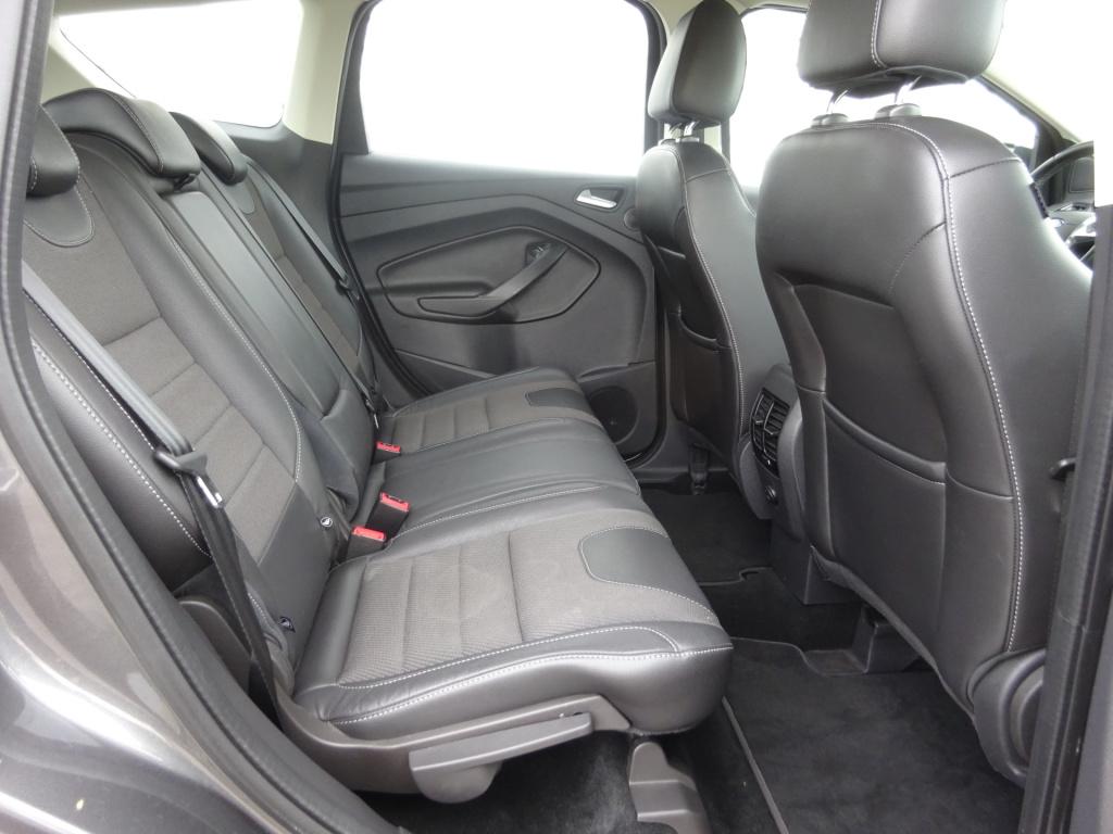 Ford Kuga 1.5 titanium climate / navi / cruise / camera / parkeers. / stoel