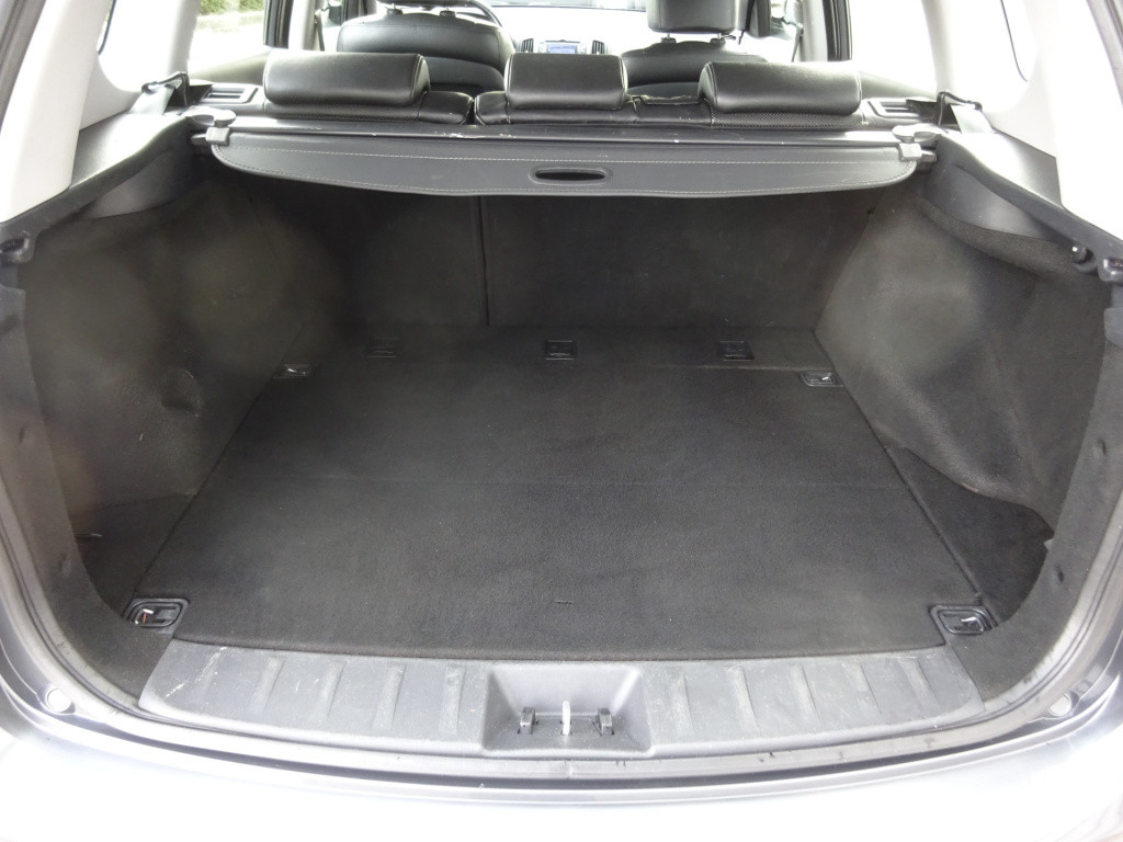 Hyundai I 30 cw 1.6i blue dynamic leder / climate control / lm velgen