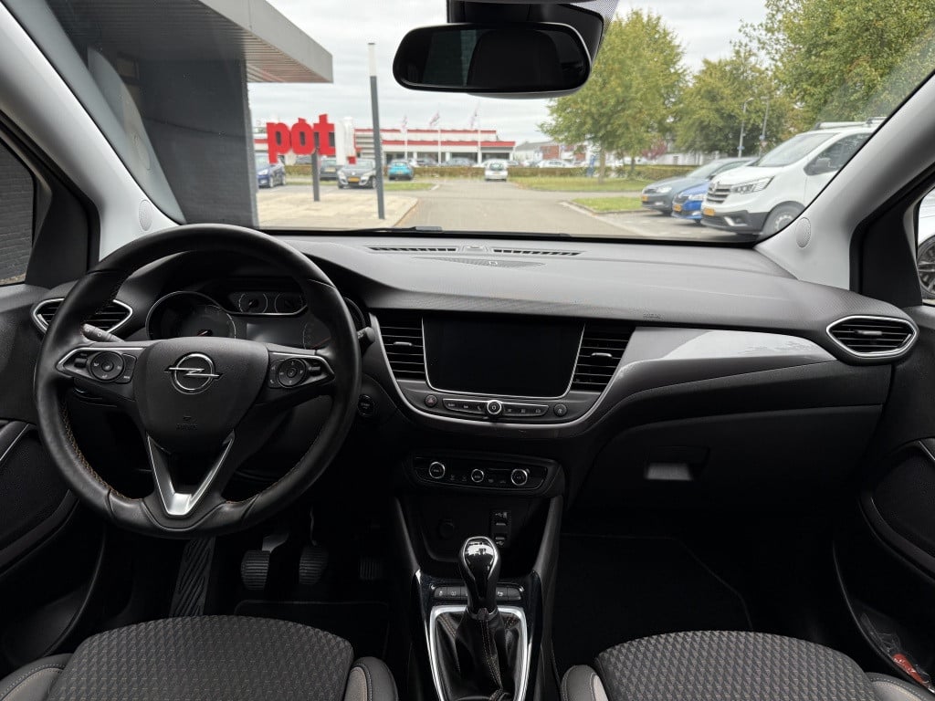 Opel Crossland X 1.2 t. innovation // 22.000km origineel nl //