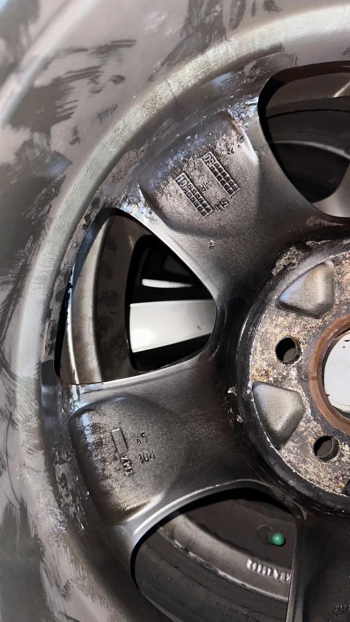 4 winterwielen 225/50/R17 98H