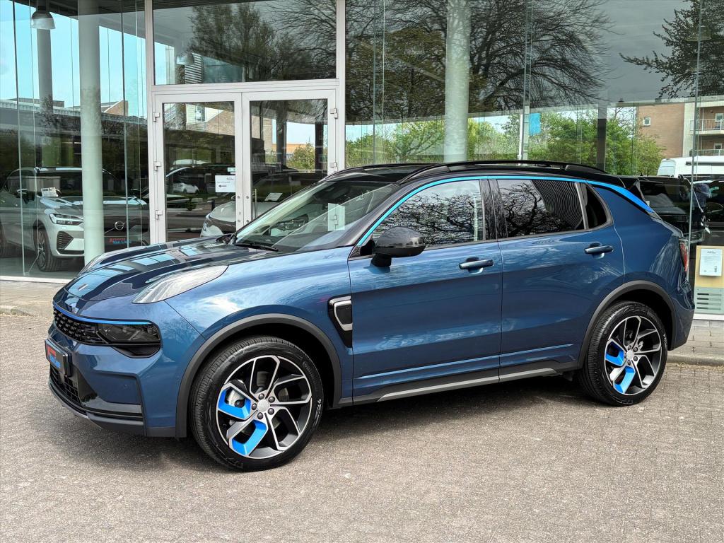 Lynk & Co 01 1.5td 261pk phev 7dcth|navi| schuifdak| 360gr camera|carplay| 