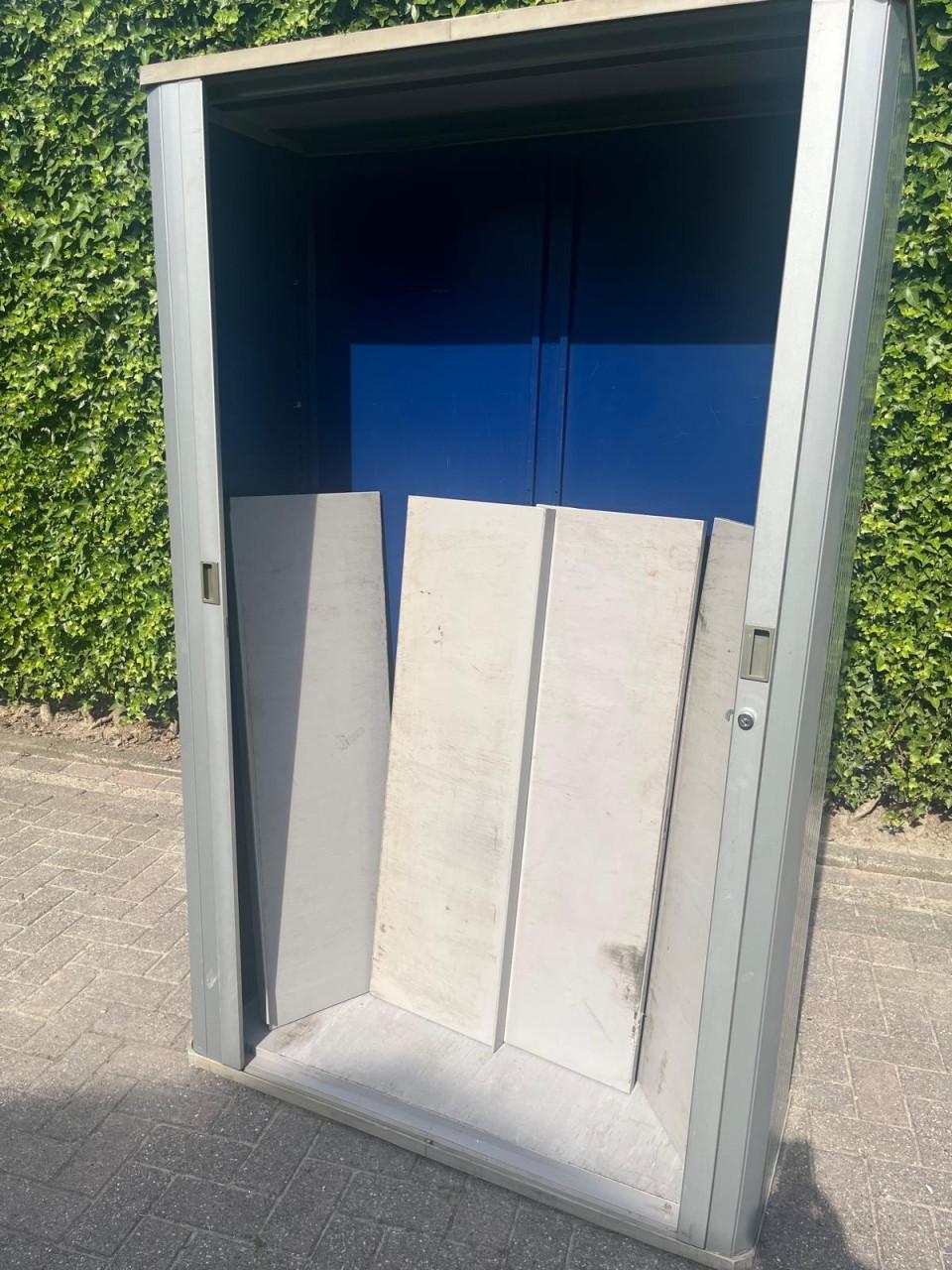 Metalen archiefkast