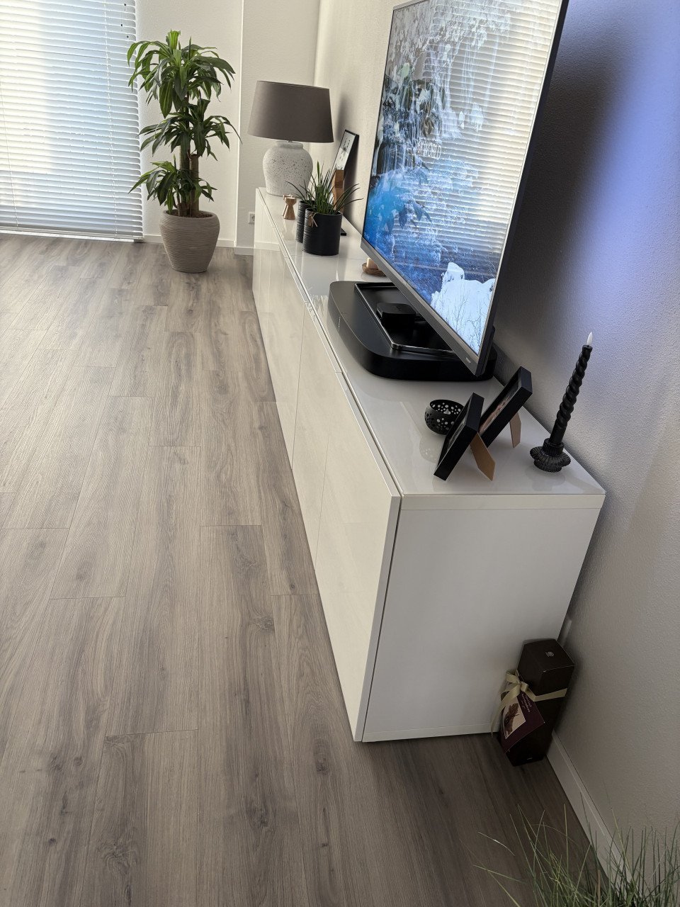 IKea TV meubel Besta Wit hoogglans 360 cm breed