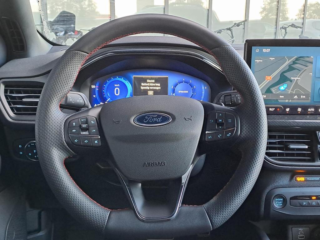 Ford Focus wagon 1.0 ecoboost hybrid st line x | apple carplay & android au