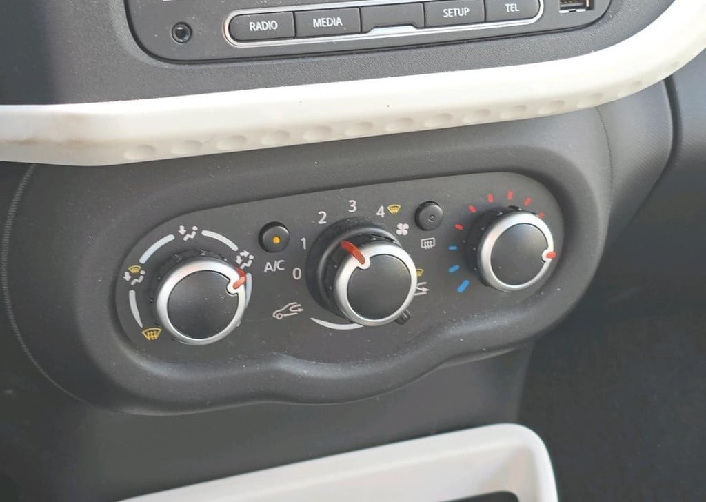 Renault Twingo 1.0 sce collection
