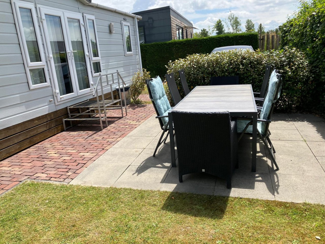 Te Huur; Chalet nabij strand Brouwersdam