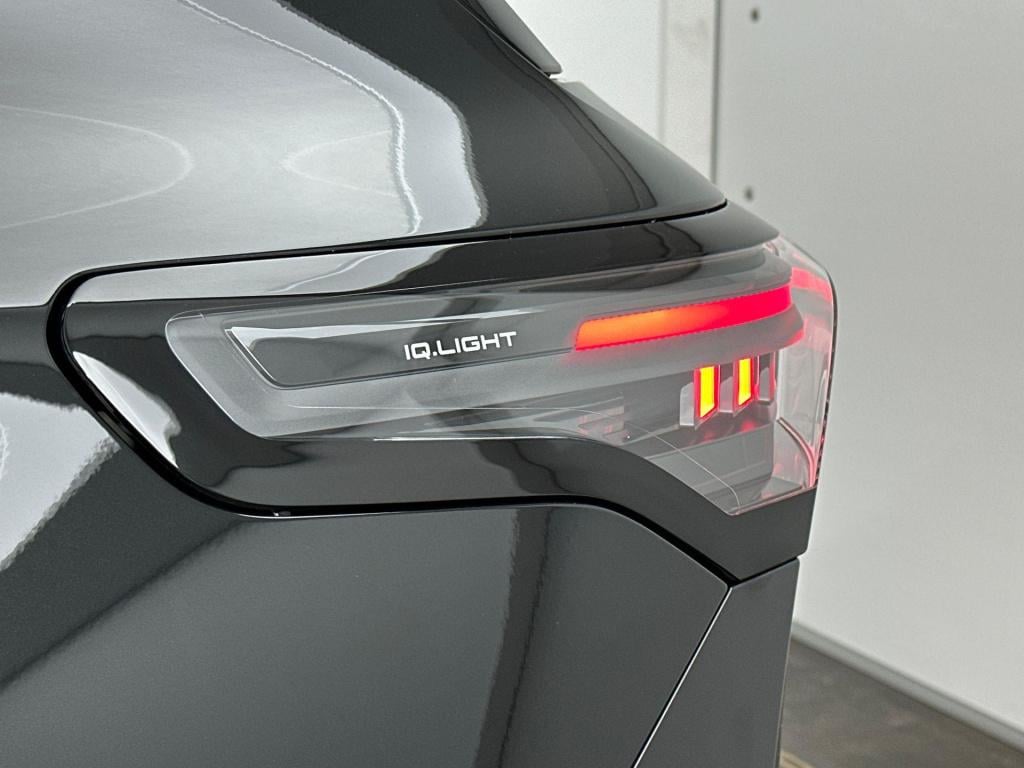 Volkswagen Tiguan life edition 1.5 ehybrid 150 kw / 204 pk 1.5 ehybrid 150 