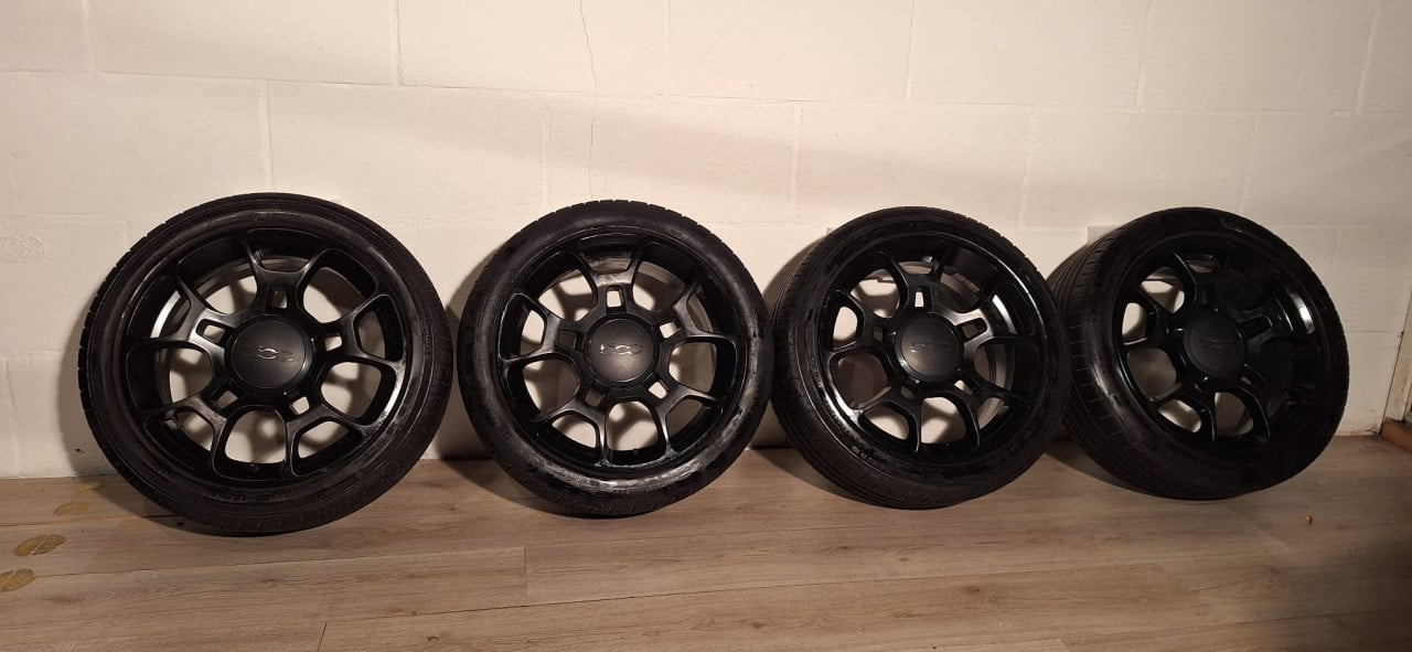 16 inch ORIGINEEL FIAT 500 ABARTH VELGEN + ZOMERBANDEN