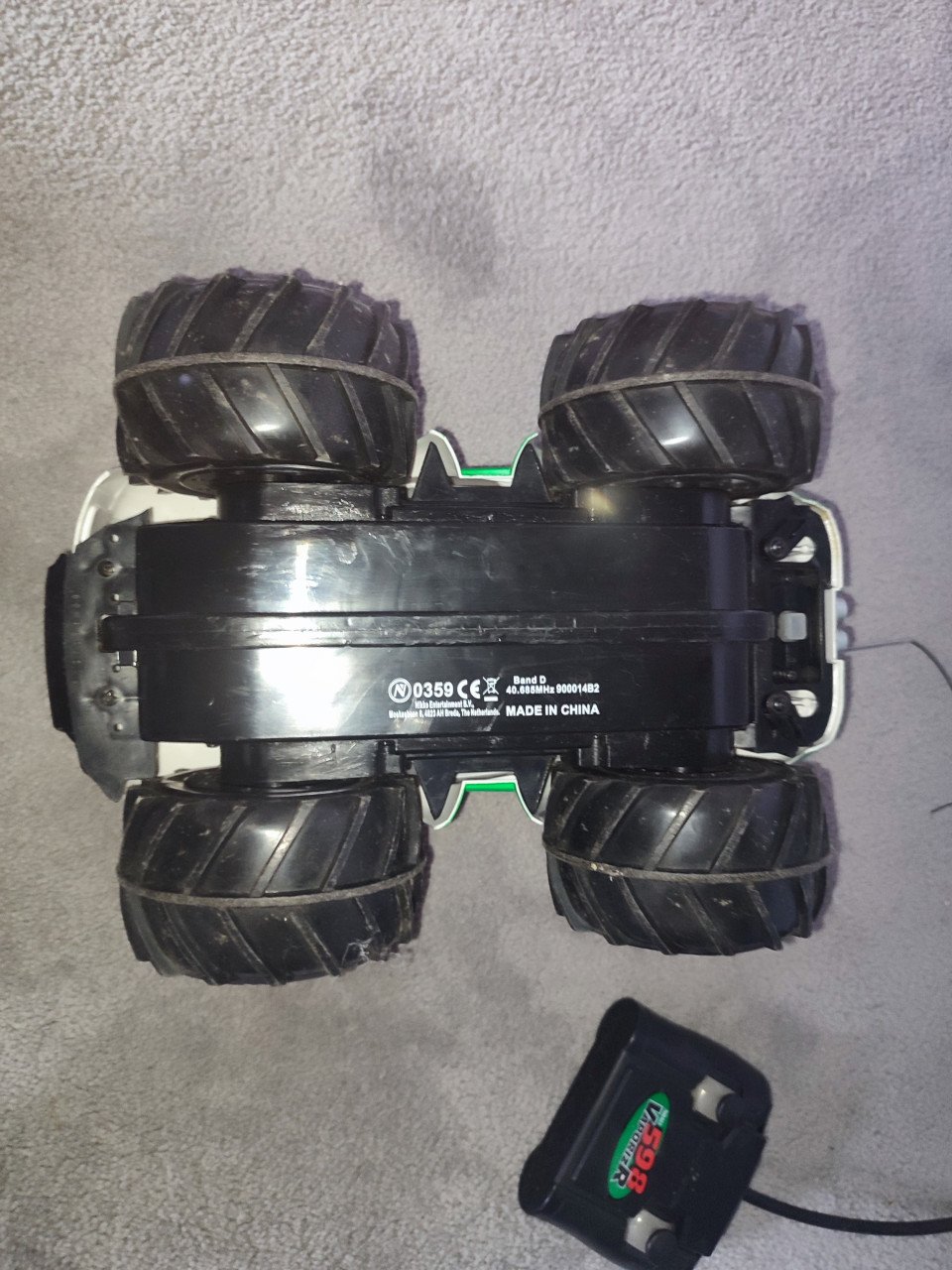 Niko Vaporizr RC auto