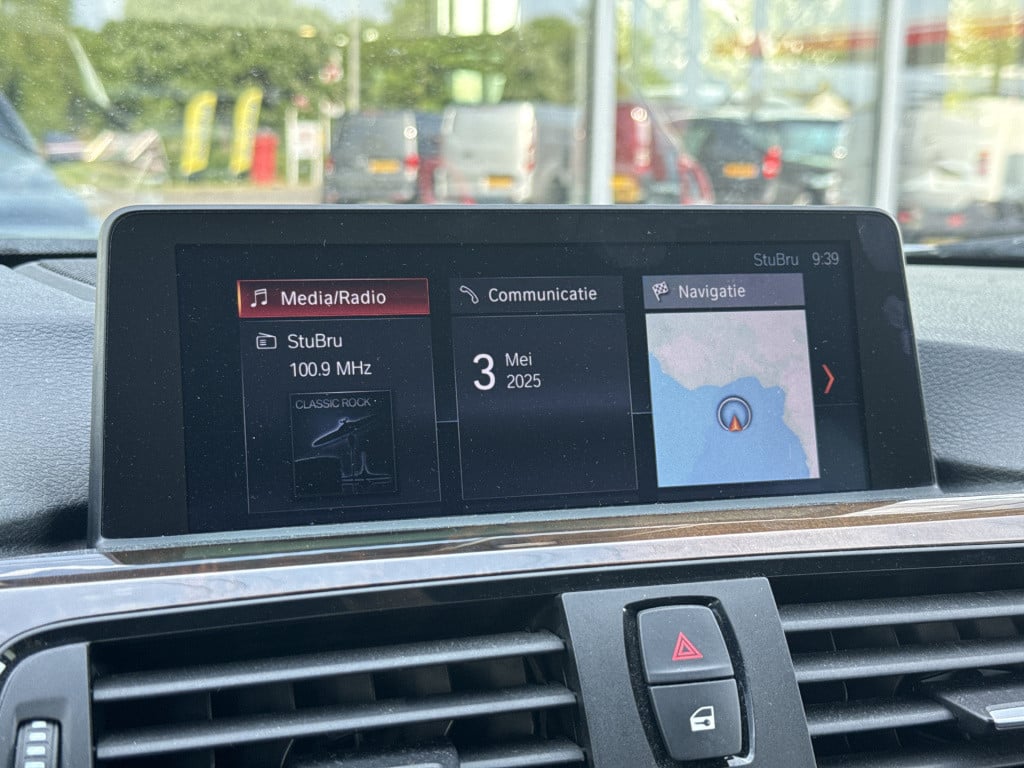 BMW 3-serie 320i high executive m sport | nl-auto | dealer ond. | m perform