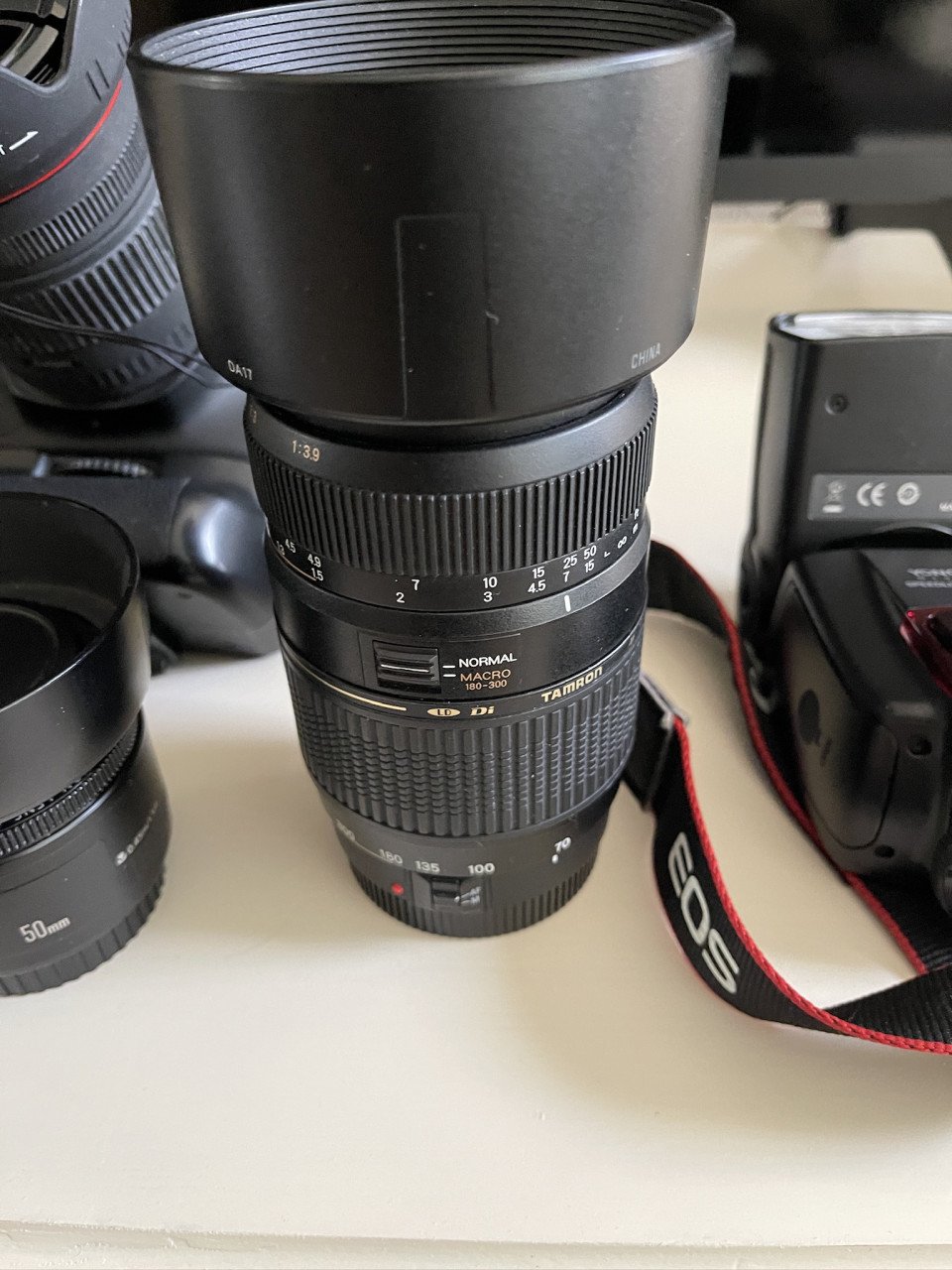 Tekoop complete foto toestel canon eos 1200d