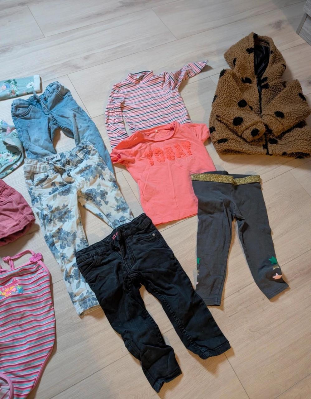 Meisjes kleding maat 92