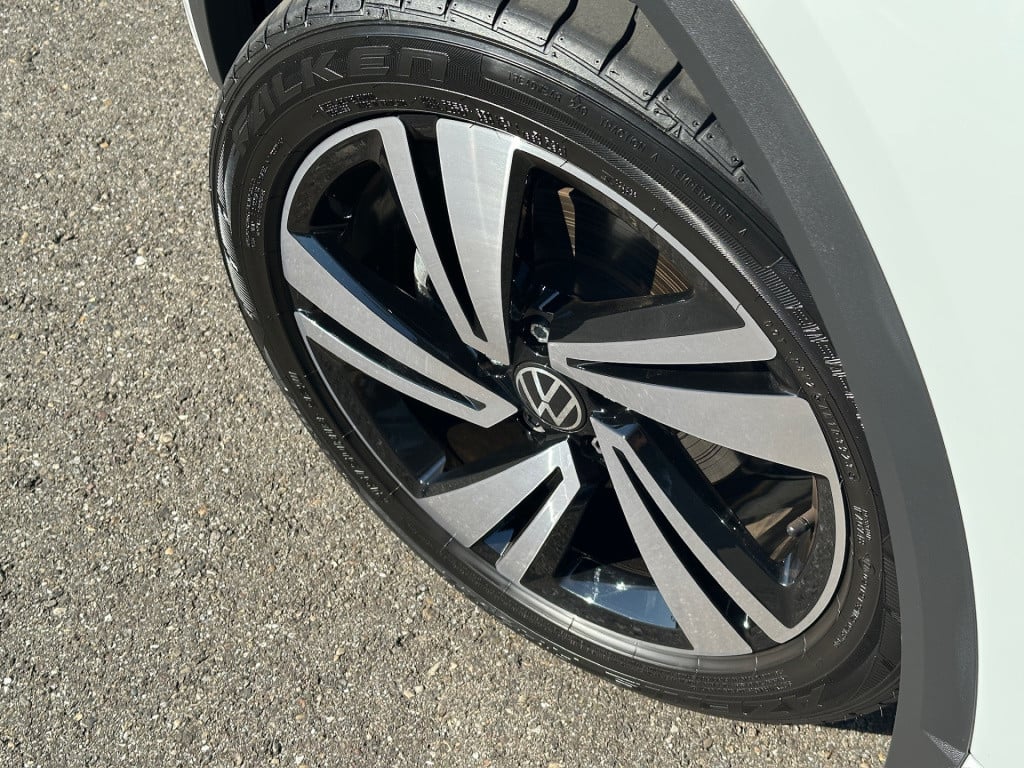 Volkswagen T-roc 1.5 tsi 150pk dsg r-line | camera | keyless | elek. achter