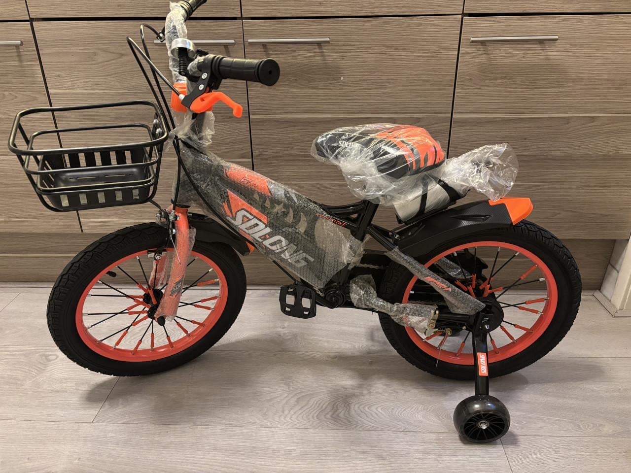 ***** nieuwe sportieve  16 inch jongensfiets Sd Long met zijwieltjes ****