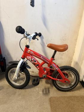 Kinderfiets cars 12 inch met led zijwieltjes