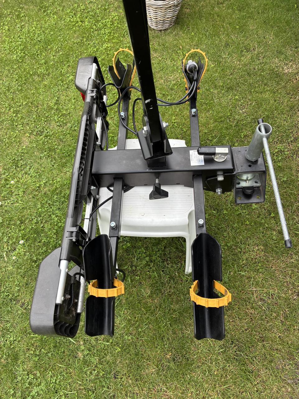 Spinder Hawk fietsdrager voor 2 fietsen.