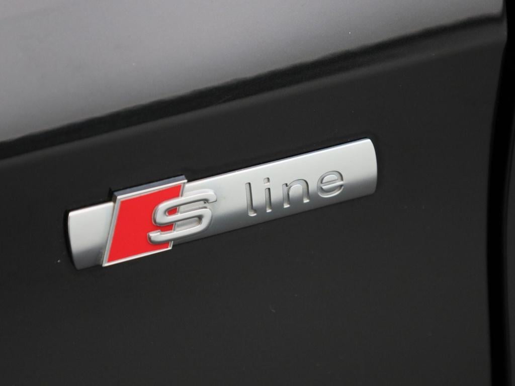 Audi A3 sportback 30 tfsi s edition | automaat | 2x s-line | vlak stuur | n