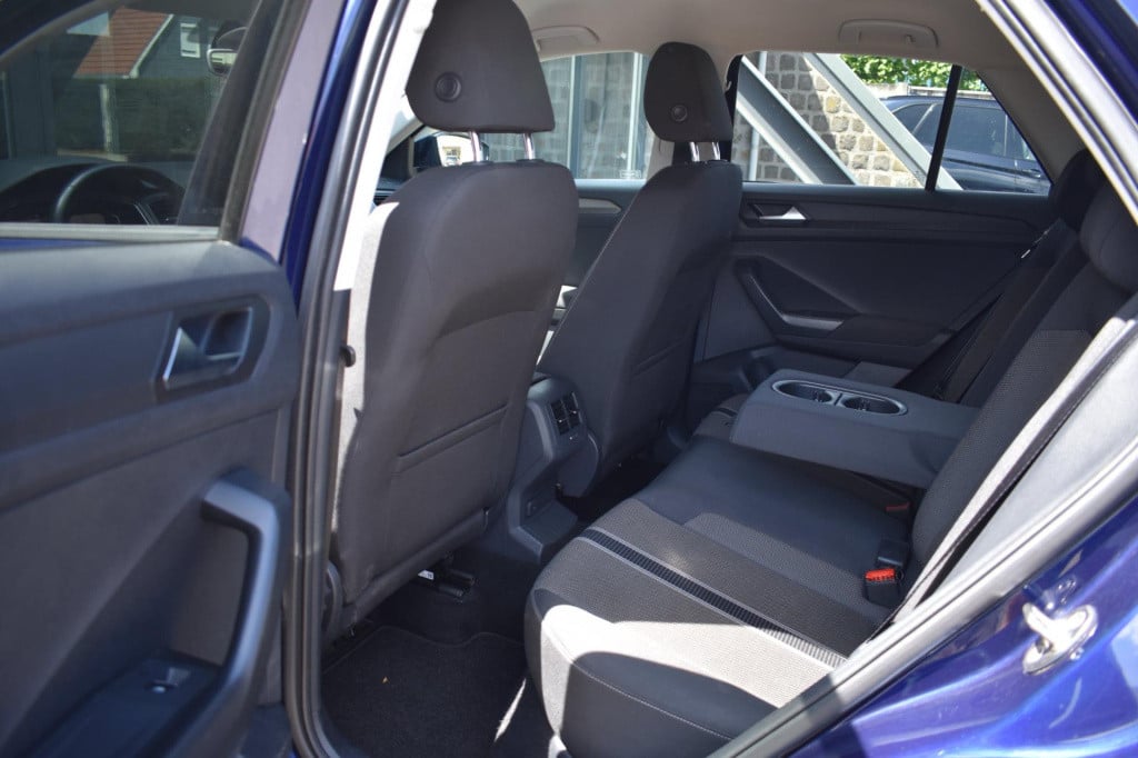 Volkswagen T-roc 1.0 tsi | virtual cockpit | trekhaak | apple carplay | and