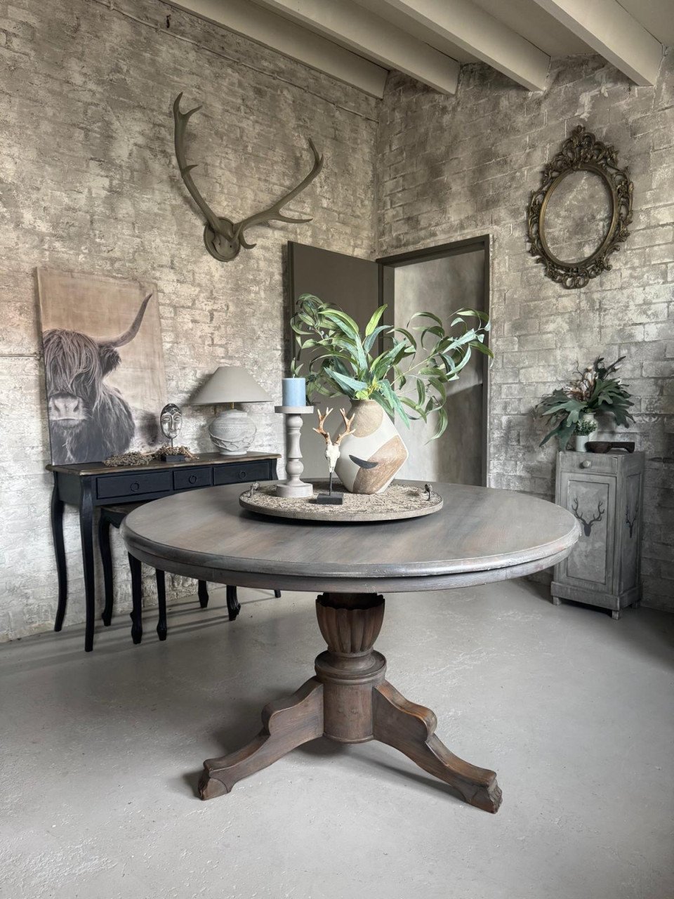 Sobere landelijke eettafel 130 diameter