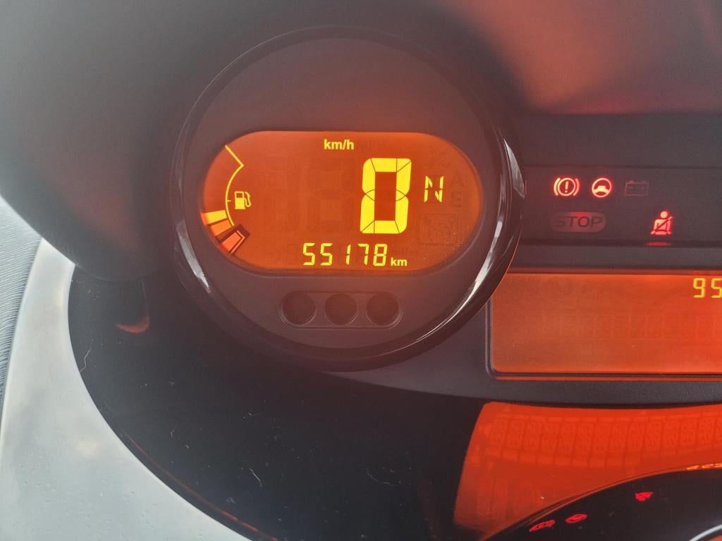 Renault Twingo 1.2-16v night & day automaat