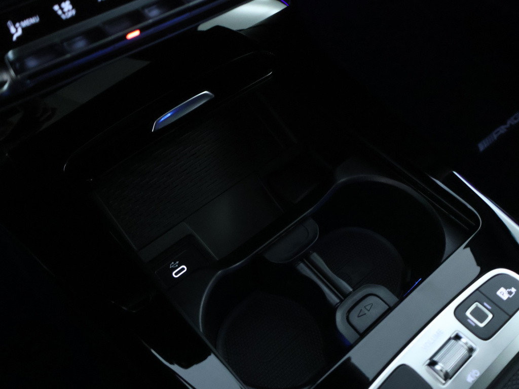 Mercedes-Benz A-Klasse 250 e business solution amg | trekhaak | amg line pl