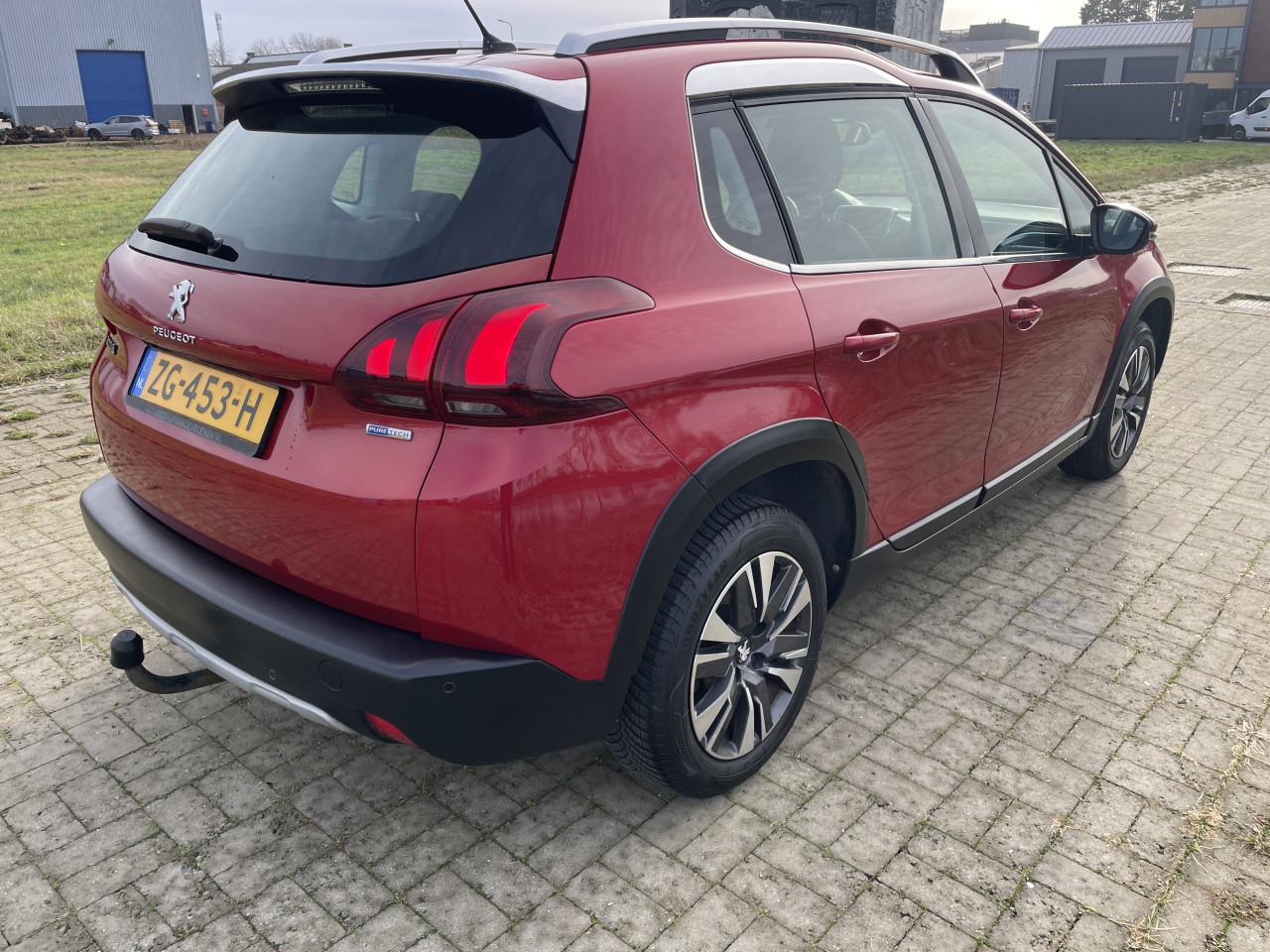 Peugeot 2008 1.2 pure tech allure 81000km automaat