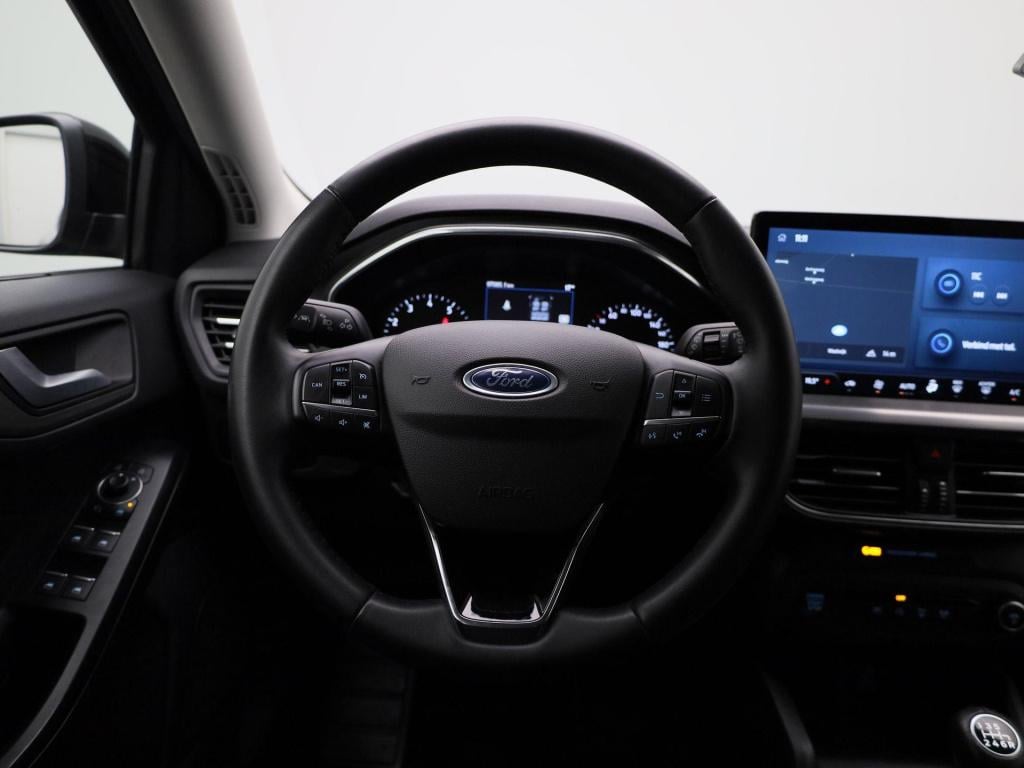 Ford Focus 1.0 ecoboost hybrid titanium | climate control | cruise control 