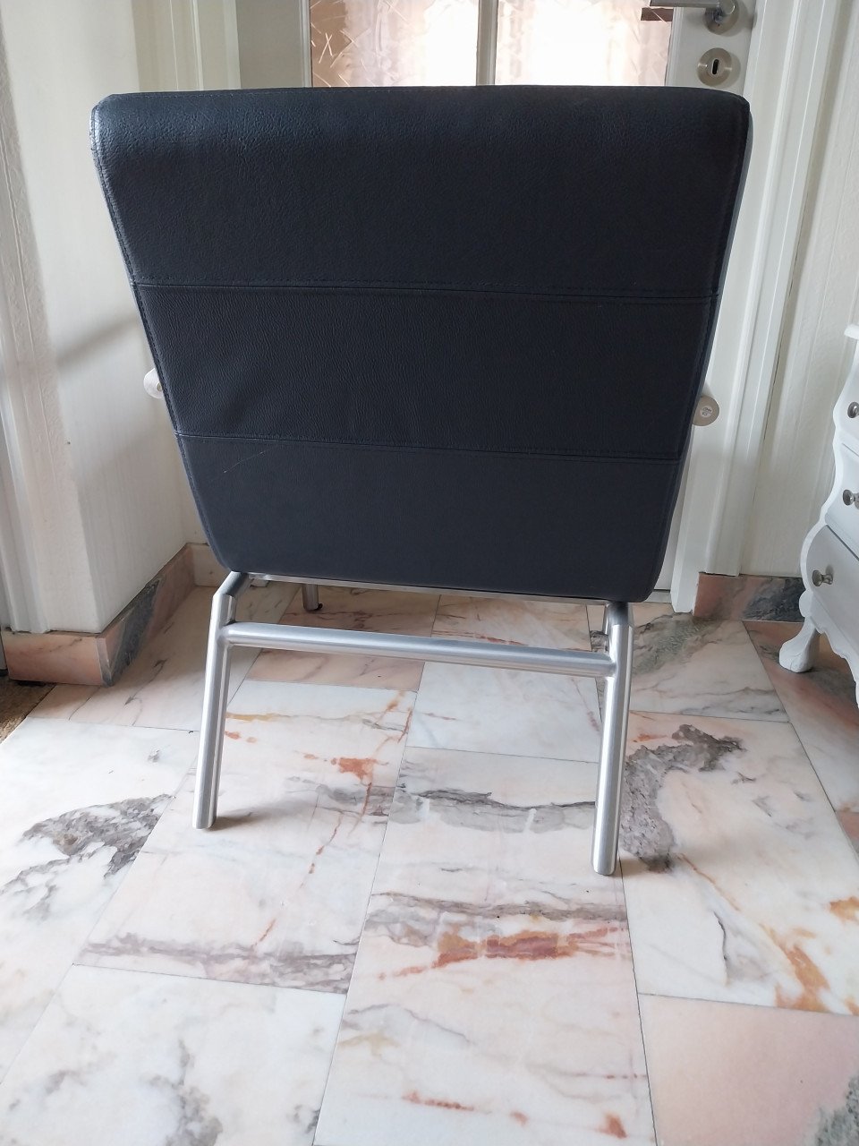 Fauteuil zwart met metaal
