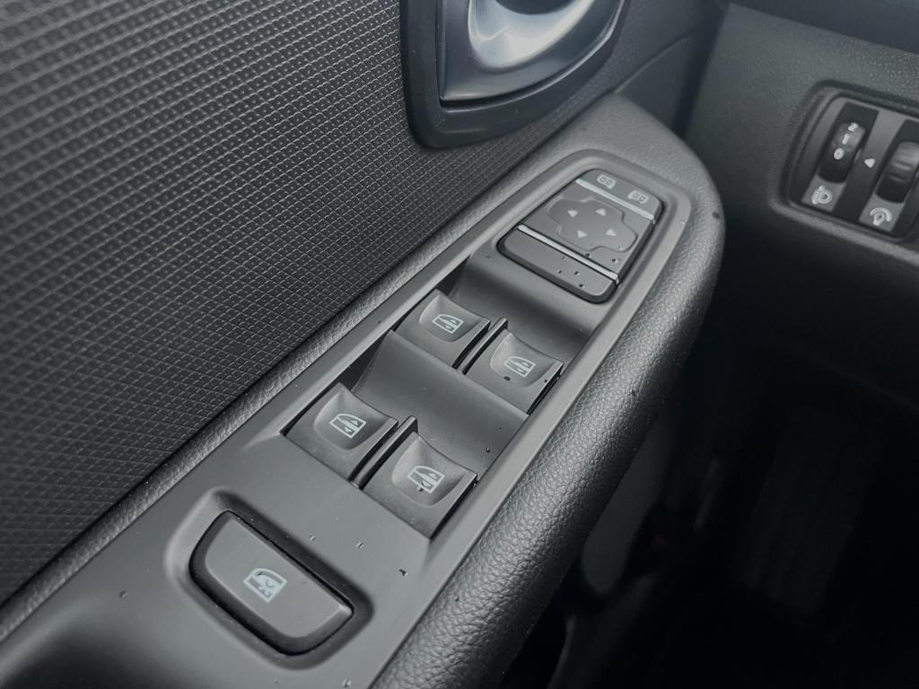 Renault Clio estate 0.9 tce limited | orig. nl | dealeronderhouden