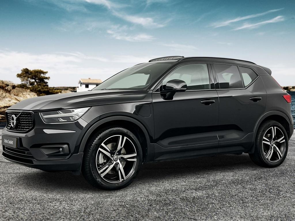 Volvo XC40 t5 262pk recharge r-design| pano| 360camera| adap.cruise| trekha