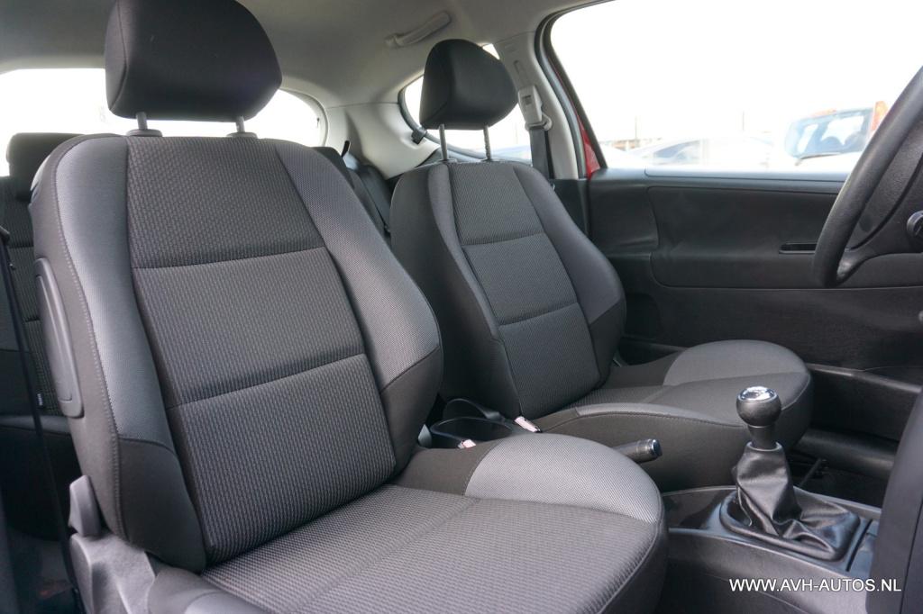 Peugeot 207 1.4 vti style, 21.000 km, uniek!!