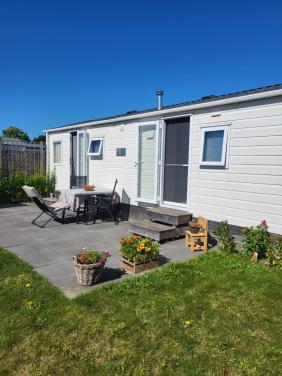 Sfeervol chalet op Camping Sine Cura Burgh Haamstede
