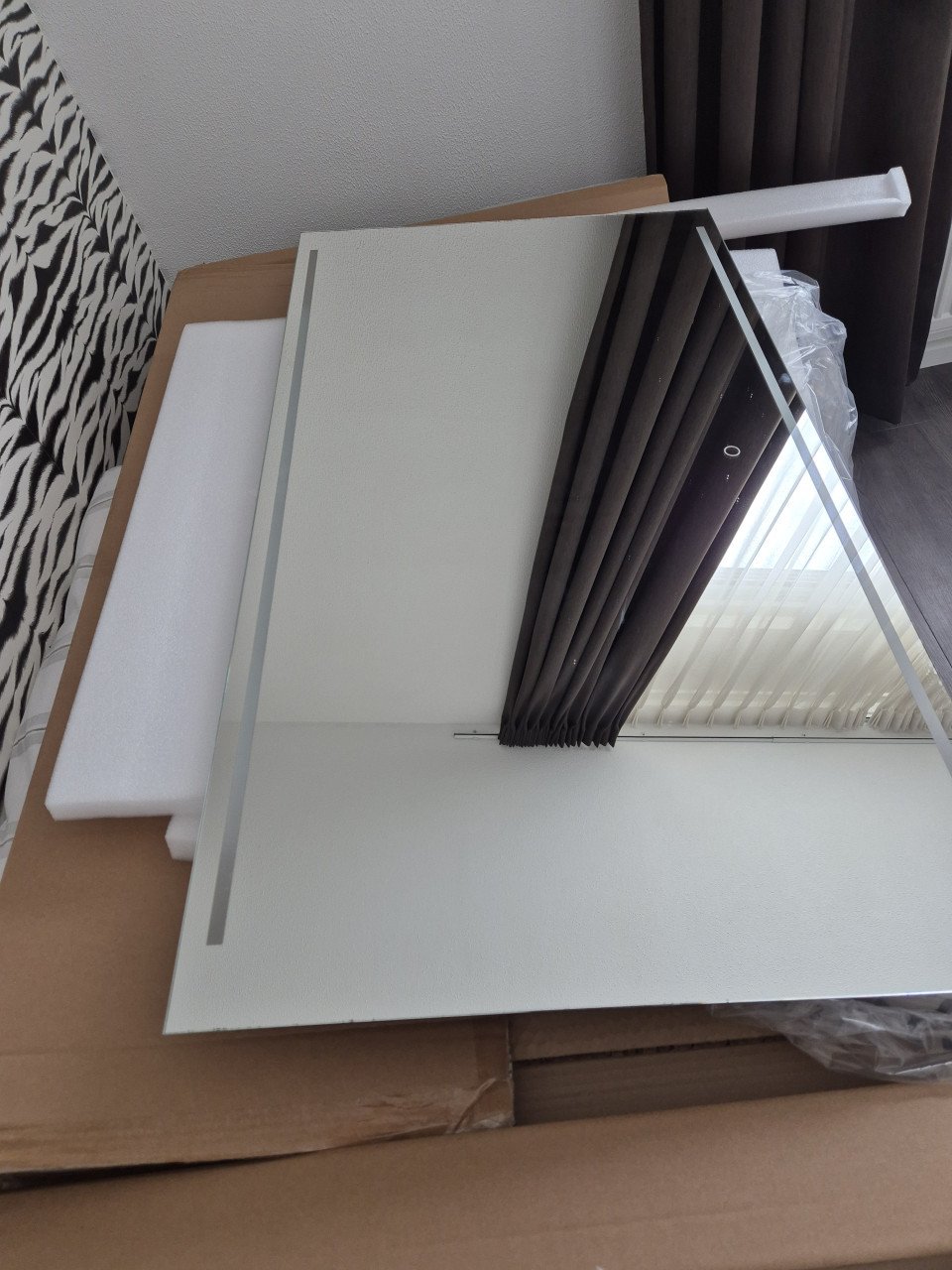 Badkamerspiegel met verlichting en verwarming
