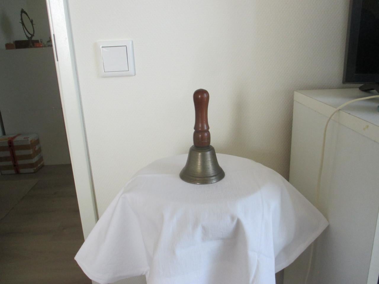 Zeer Mooie Bronzen Service Bel