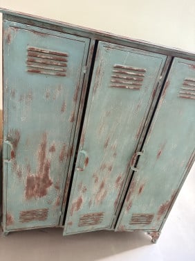 Vintage lockerkast