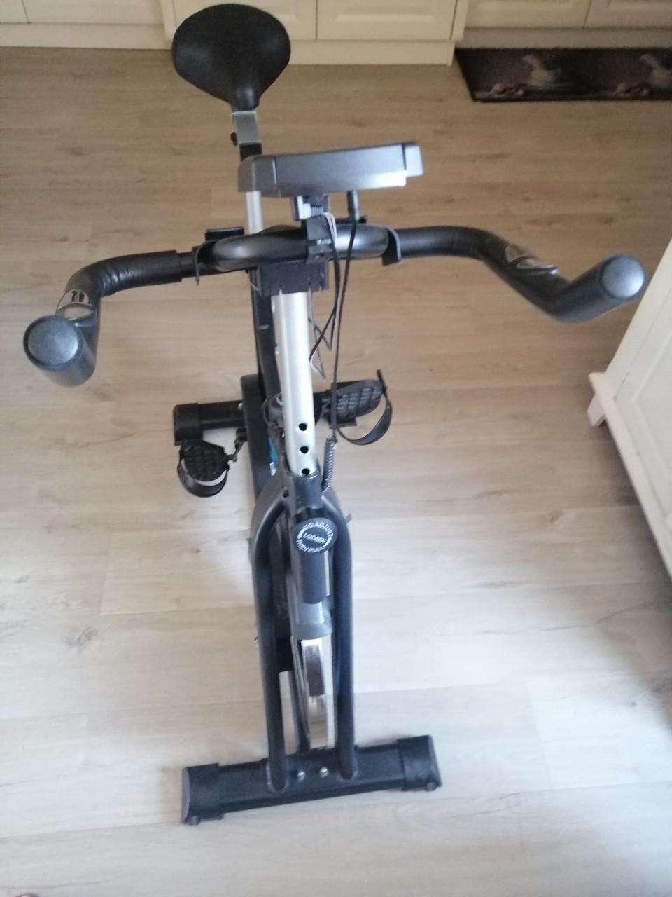 Te Koop: spinningbike / hometrainer